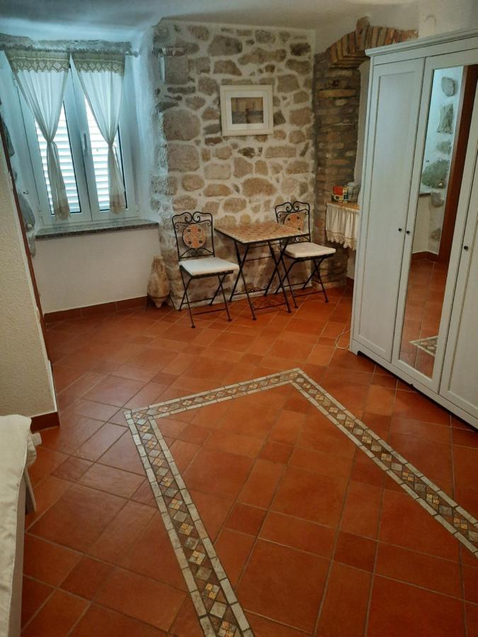 Room Ivana Rab Town Bagian luar foto